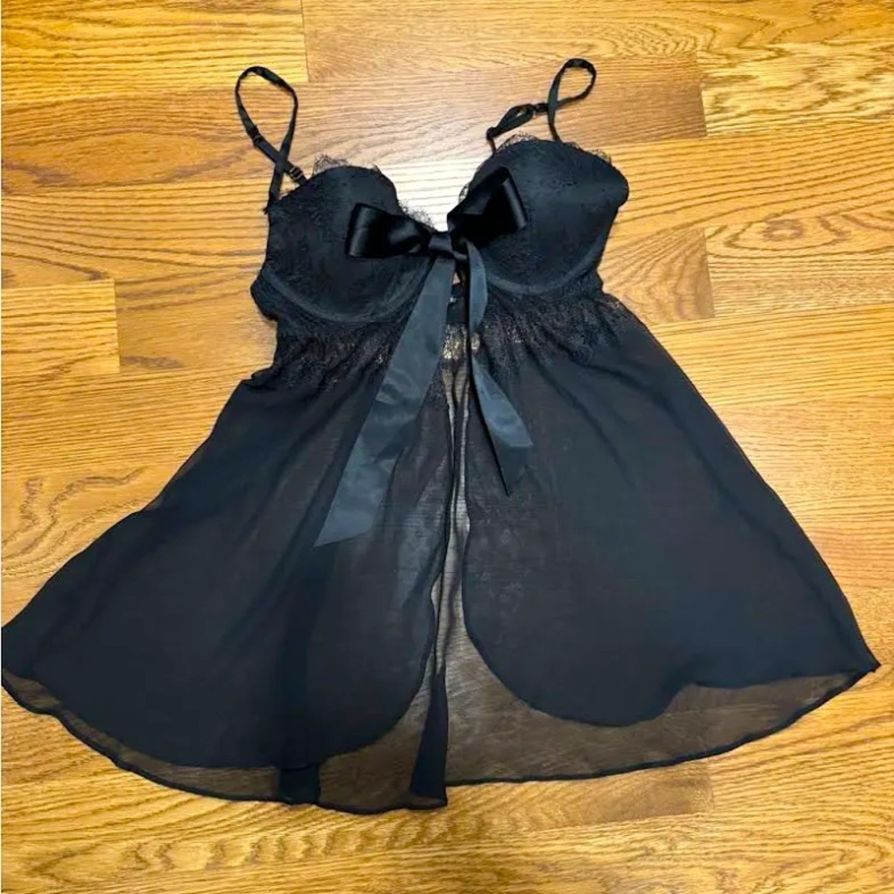 Victoria’s Secret push up teddy
